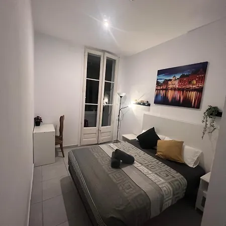 Apartment In Spacious In Center